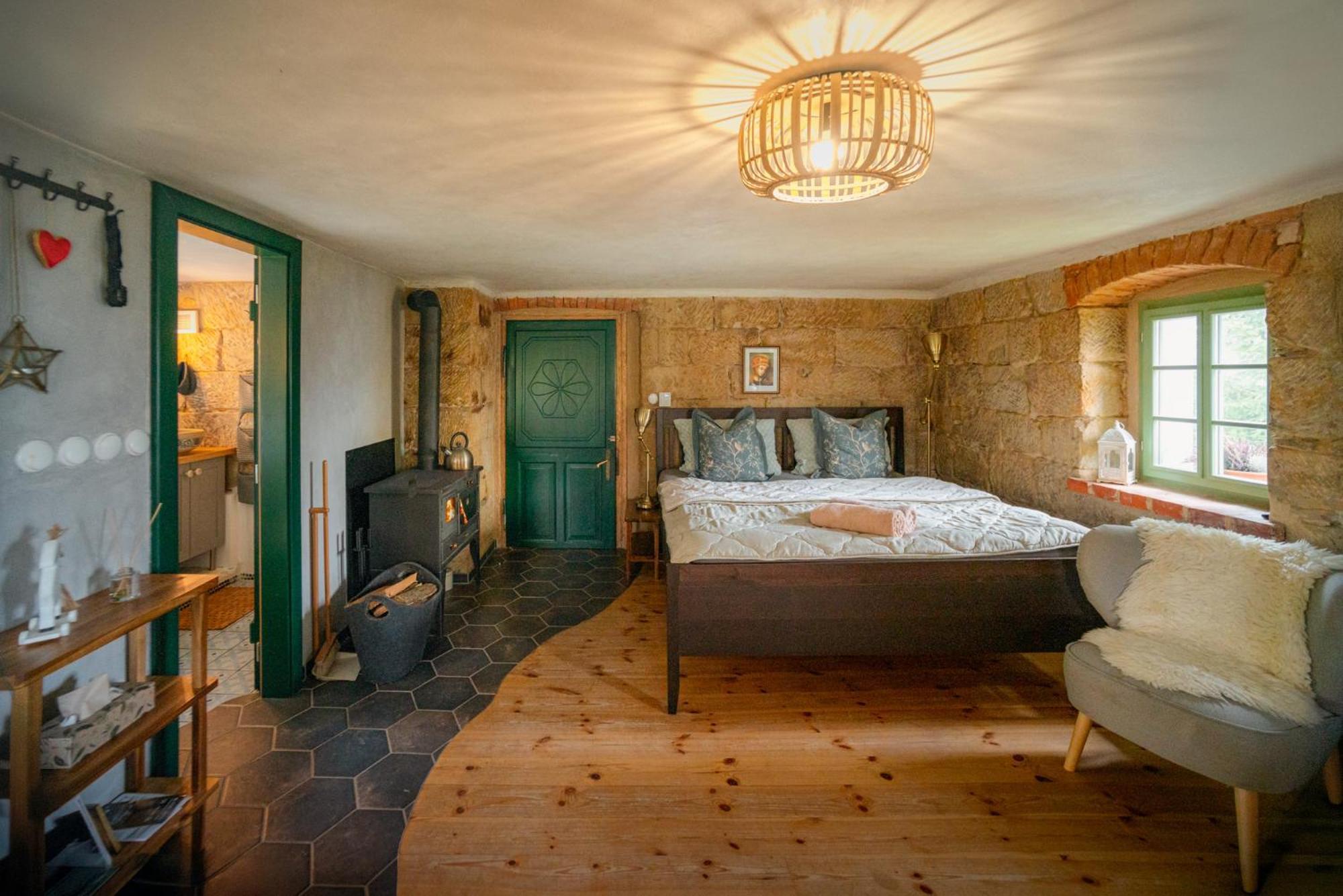 Enjoy Cozy Romance Hills Forest Gardens Views Sauna Whirlpool Bath Jablonné v Podještědí Exterior foto